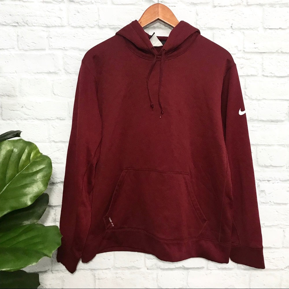 NIKE maroon therma-fit fleece lined hoodie sweater